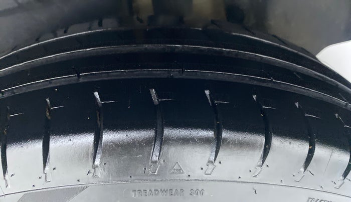 2017 Maruti Dzire VXI, Petrol, Manual, 54,596 km, Left Rear Tyre Tread