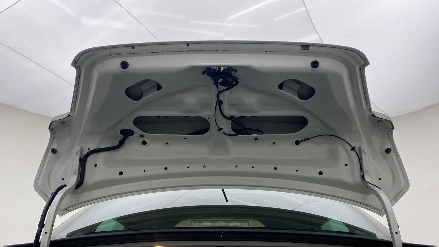 2017 Maruti Dzire VXI, Petrol, Manual, 54,596 km, Boot Door Open