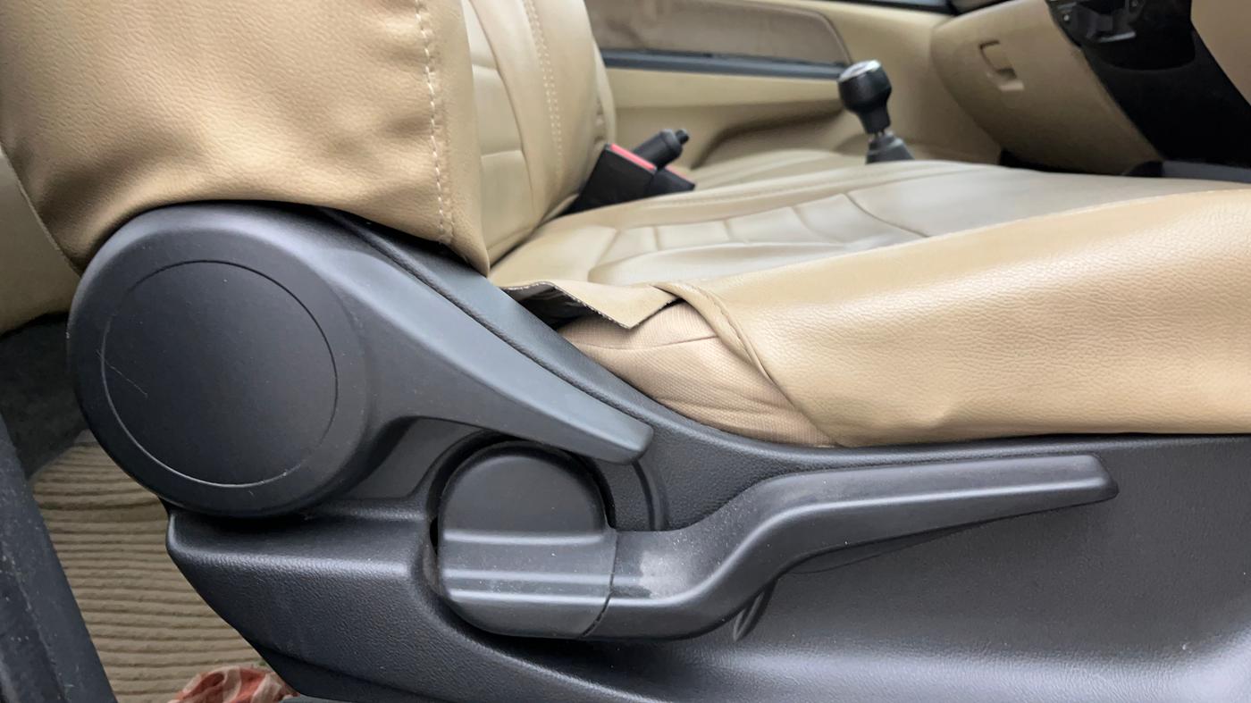 2019 Honda Amaze 1.2L I-VTEC S, Petrol, Manual, 73,310 km, Driver Side Adjustment Panel