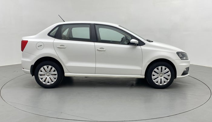 2017 Volkswagen Ameo COMFORTLINE 1.2, Petrol, Manual, 47,917 km, Right Side View
