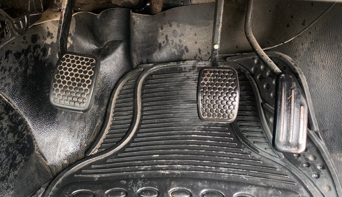 2013 Maruti Alto K10 VXI, Petrol, Manual, 43,647 km, Pedals