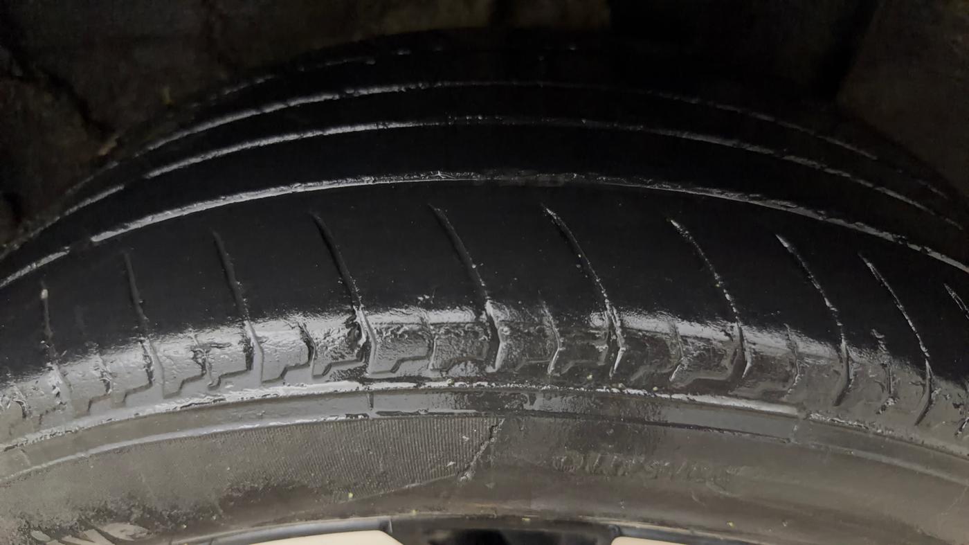 2022 Nissan MAGNITE XV MT, Petrol, Manual, 50,001 km, Left Rear Tyre Tread