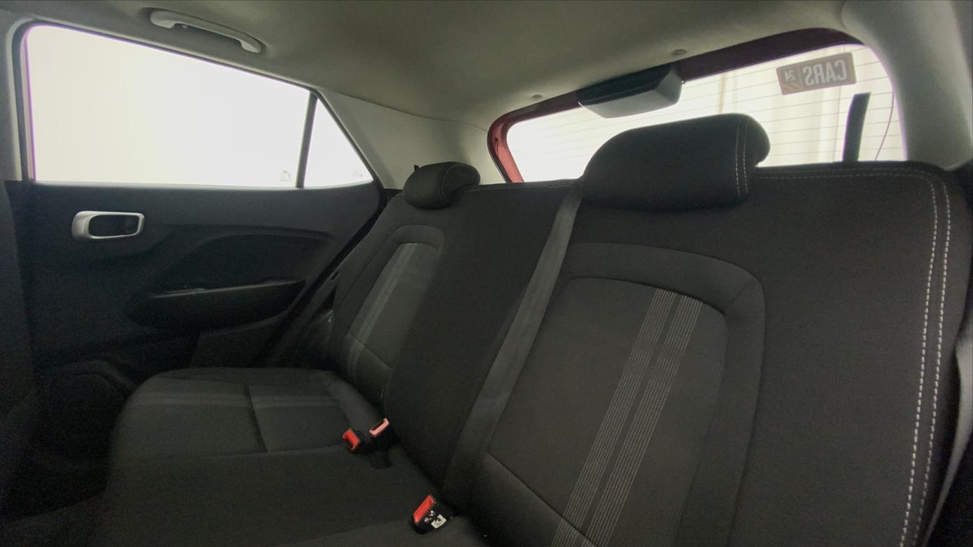 2019 Hyundai VENUE SX PLUS 1.0 TURBO DCT, Petrol, Automatic, 1,13,735 km, Right Side Rear Door Cabin