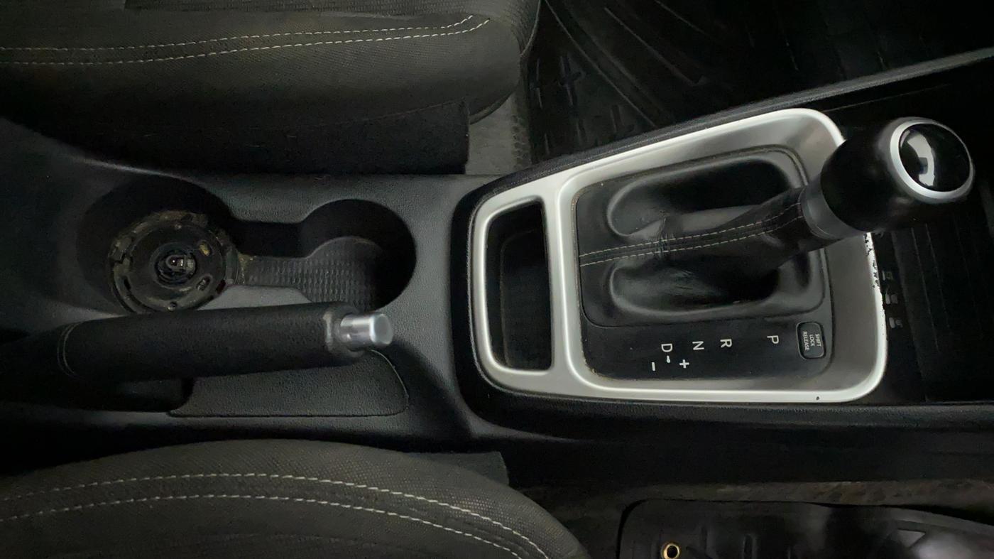 2019 Hyundai VENUE SX PLUS 1.0 TURBO DCT, Petrol, Automatic, 1,13,735 km, Gear Lever