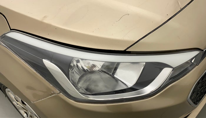 2015 Hyundai Elite i20 MAGNA 1.2, Petrol, Manual, 41,664 km, Right headlight - Minor scratches