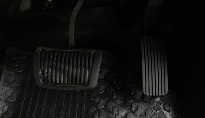 2019 Hyundai Verna 1.6 CRDI SX + AT, Diesel, Automatic, 35,076 km, Pedals