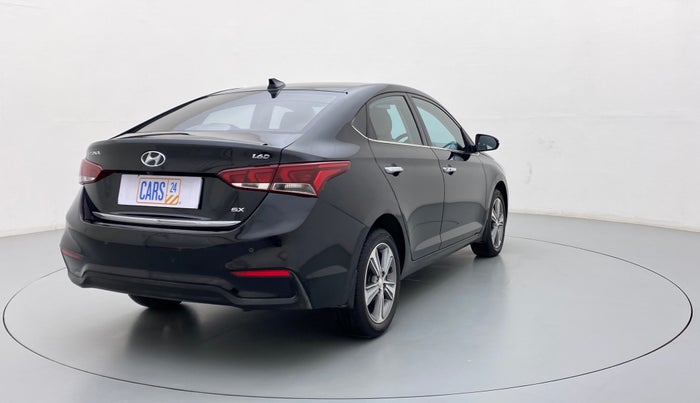 2019 Hyundai Verna 1.6 CRDI SX + AT, Diesel, Automatic, 35,076 km, Right Back Diagonal