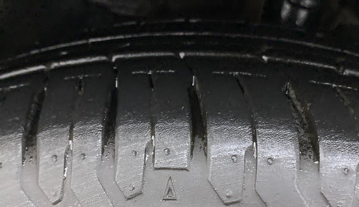 2019 Hyundai Verna 1.6 CRDI SX + AT, Diesel, Automatic, 35,076 km, Left Front Tyre Tread