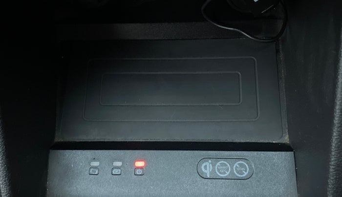 2019 Hyundai Verna 1.6 CRDI SX + AT, Diesel, Automatic, 35,076 km, Wireless Charger