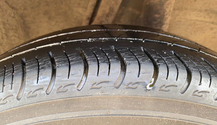 2018 Honda Amaze 1.2L I-VTEC VX, Petrol, Manual, 25,503 km, Left Rear Tyre Tread