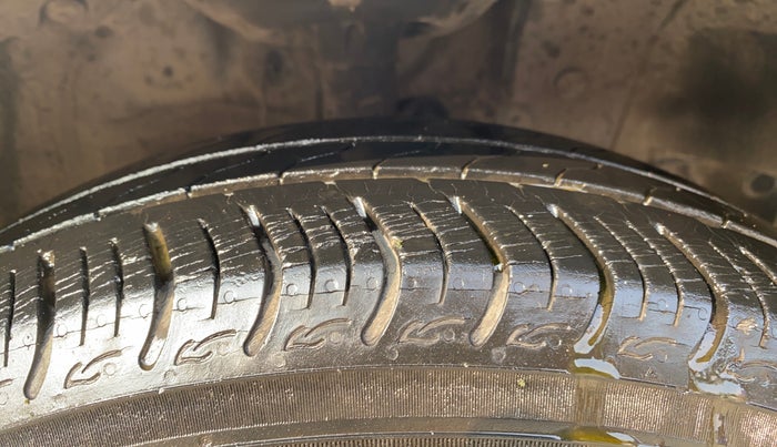 2018 Honda Amaze 1.2L I-VTEC VX, Petrol, Manual, 25,503 km, Right Front Tyre Tread