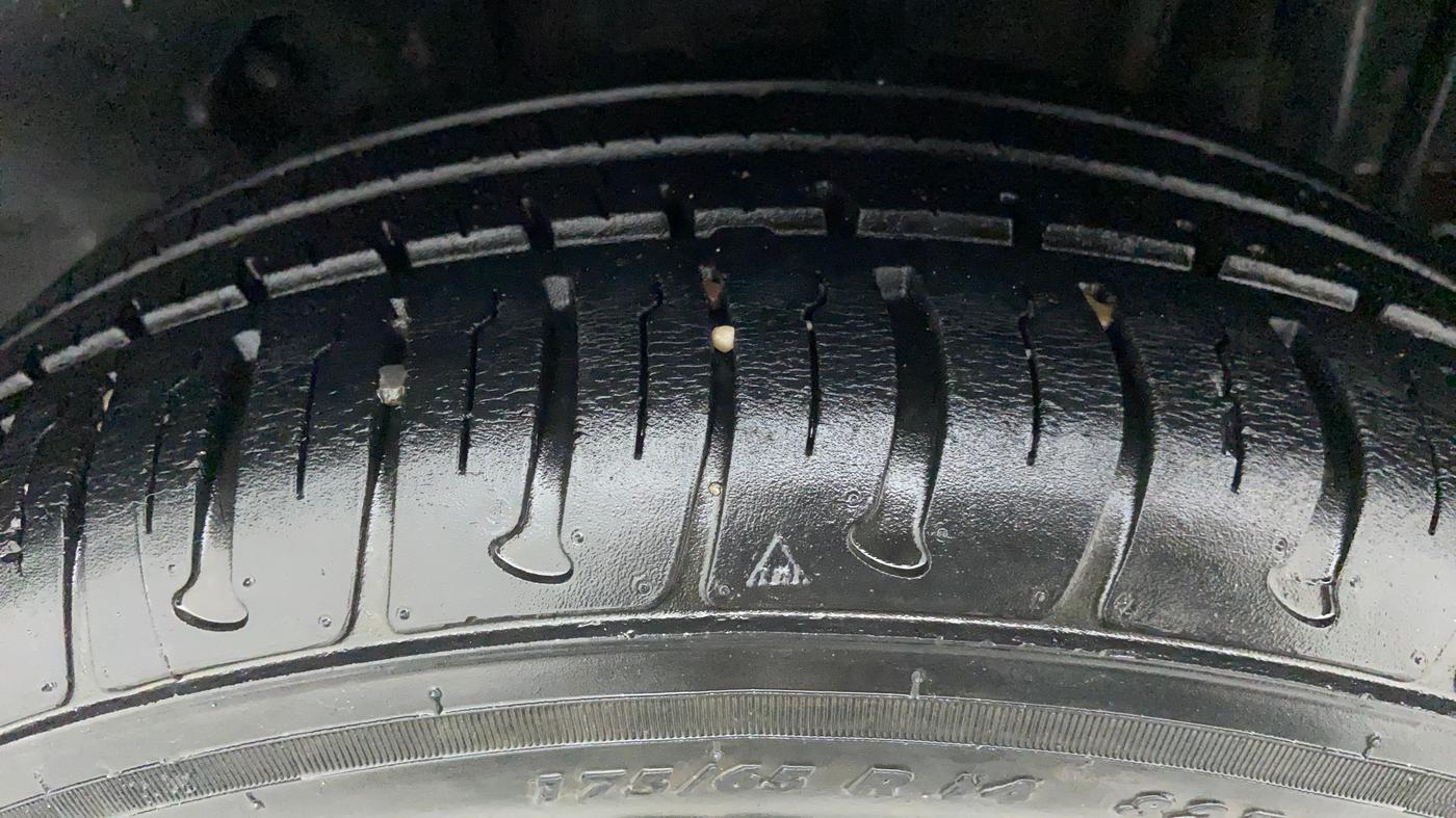 2018 Tata Tiago XZA 1.2 REVOTRON, Petrol, Automatic, 14,692 km, Left Rear Tyre Tread