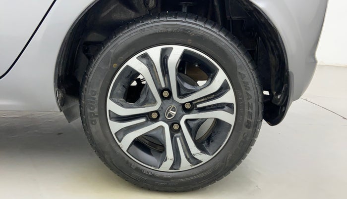 2018 Tata Tiago XZA 1.2 REVOTRON, Petrol, Automatic, 14,692 km, Left Rear Wheel