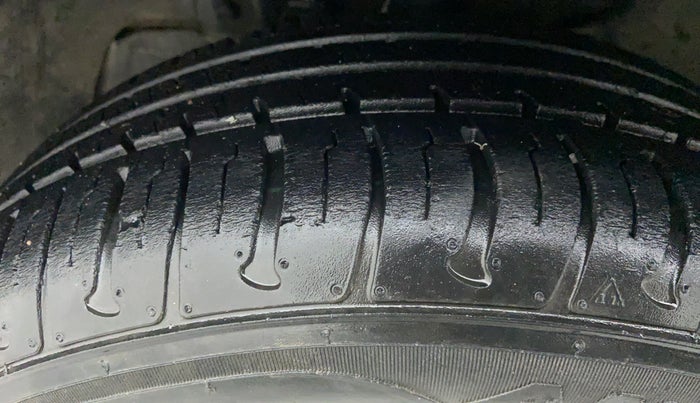 2018 Tata Tiago XZA 1.2 REVOTRON, Petrol, Automatic, 14,692 km, Left Front Tyre Tread