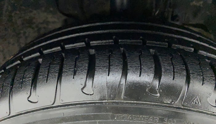 2018 Tata Tiago XZA 1.2 REVOTRON, Petrol, Automatic, 14,692 km, Right Front Tyre Tread