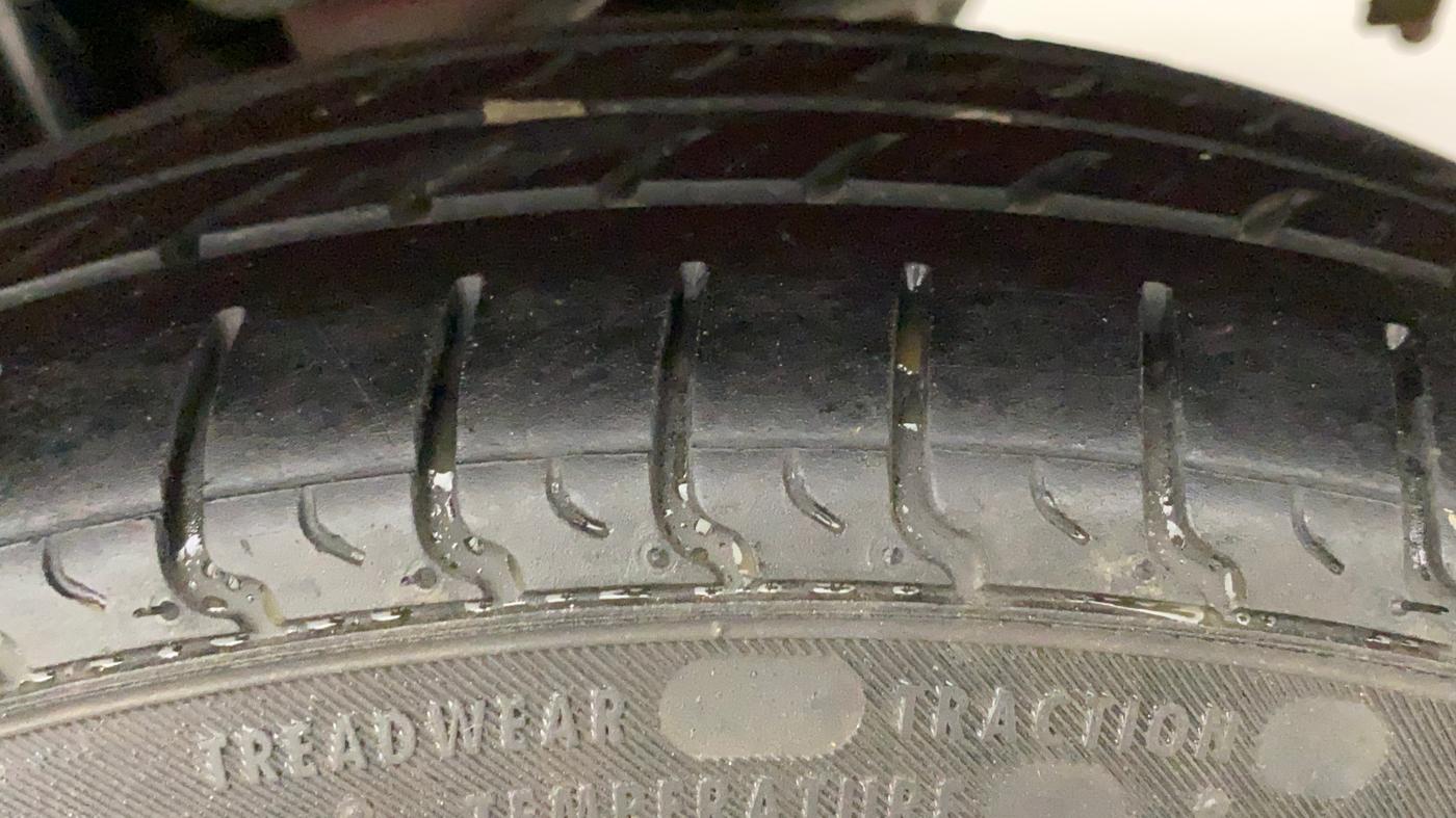 2014 Maruti Alto K10 VXI, Petrol, Manual, 75,190 km, Left Rear Tyre Tread