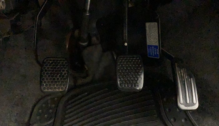 2014 Maruti Alto K10 VXI, Petrol, Manual, 75,190 km, Pedals
