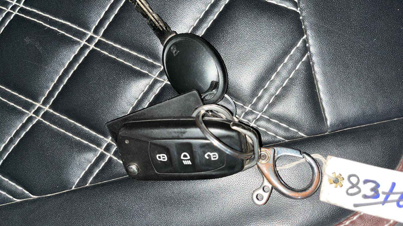2018 Tata Tiago XZ PETROL, Petrol, Manual, 58,991 km, Key Close Up