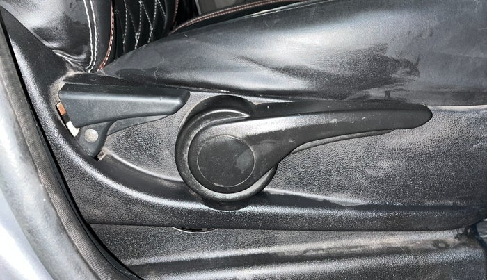 2018 Tata Tiago XZ PETROL, Petrol, Manual, 58,865 km, Driver Side Adjustment Panel