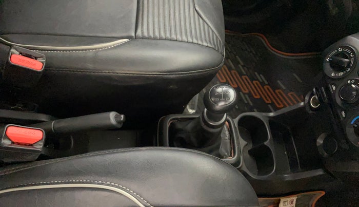 2024 Maruti S PRESSO VXI, Petrol, Manual, 7,025 km, Gear Lever