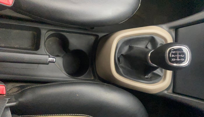 2014 Hyundai Xcent S (O) 1.2, Petrol, Manual, 46,322 km, Gear Lever