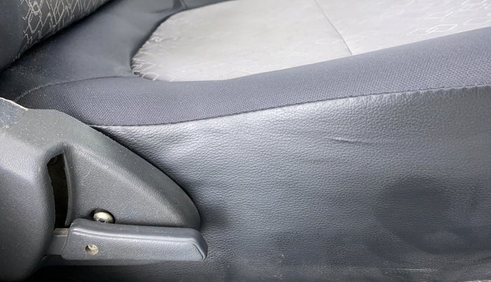 2016 Maruti Alto 800 LXI, Petrol, Manual, 69,252 km, Driver Side Adjustment Panel