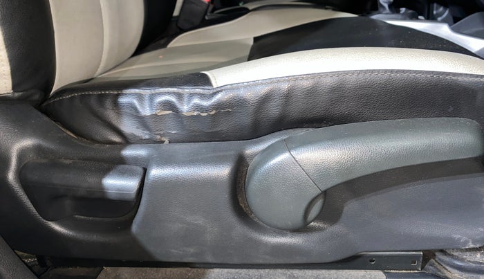 2017 Honda WR-V 1.2L I-VTEC S MT, Petrol, Manual, 55,352 km, Driver Side Adjustment Panel