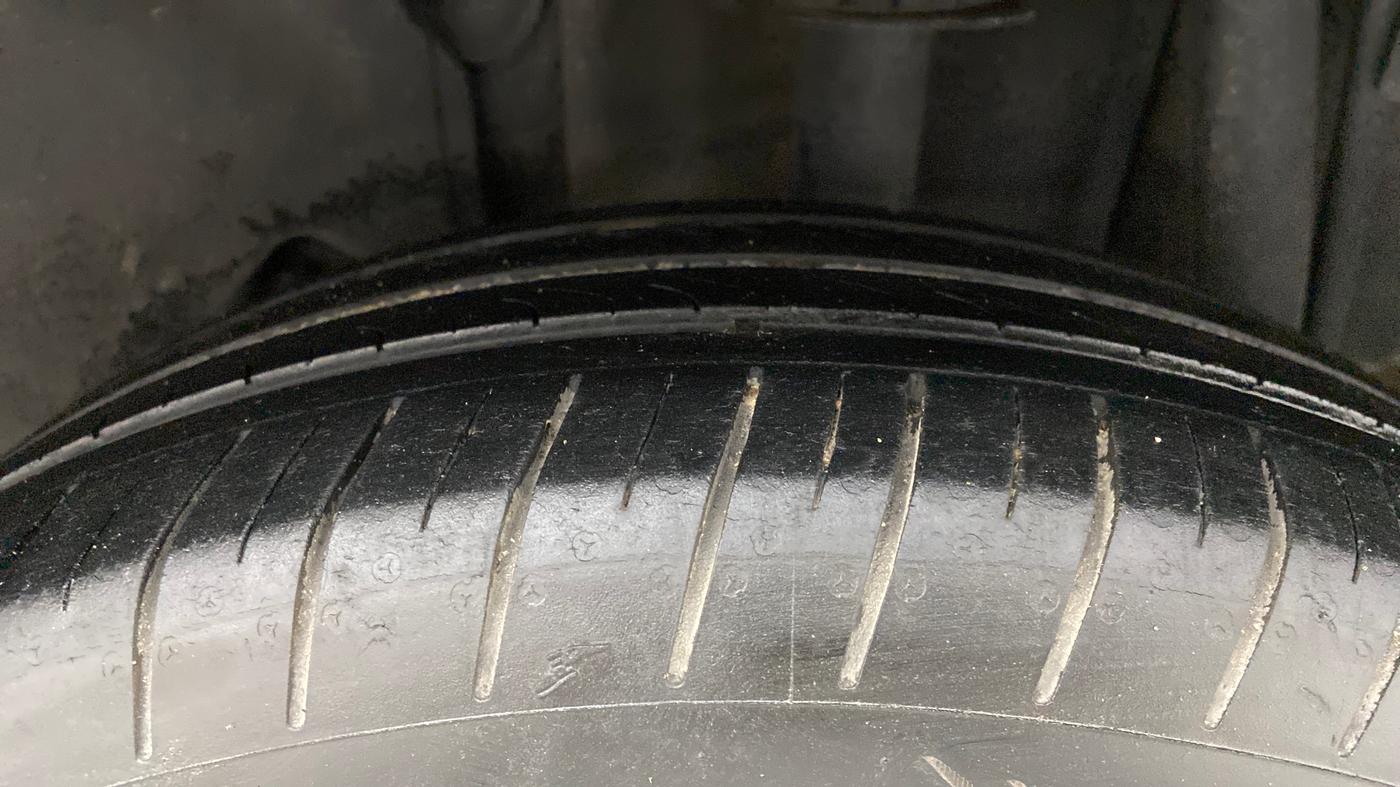 2017 Tata Tiago XZ PETROL, Petrol, Manual, 93,402 km, Left Rear Tyre Tread
