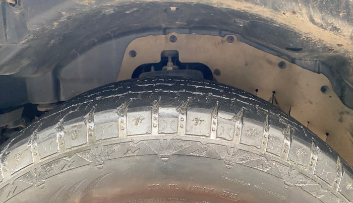 2021 Mahindra Thar LX D AT 4WD HT, Diesel, Automatic, 85,850 km, Left Front Tyre Tread