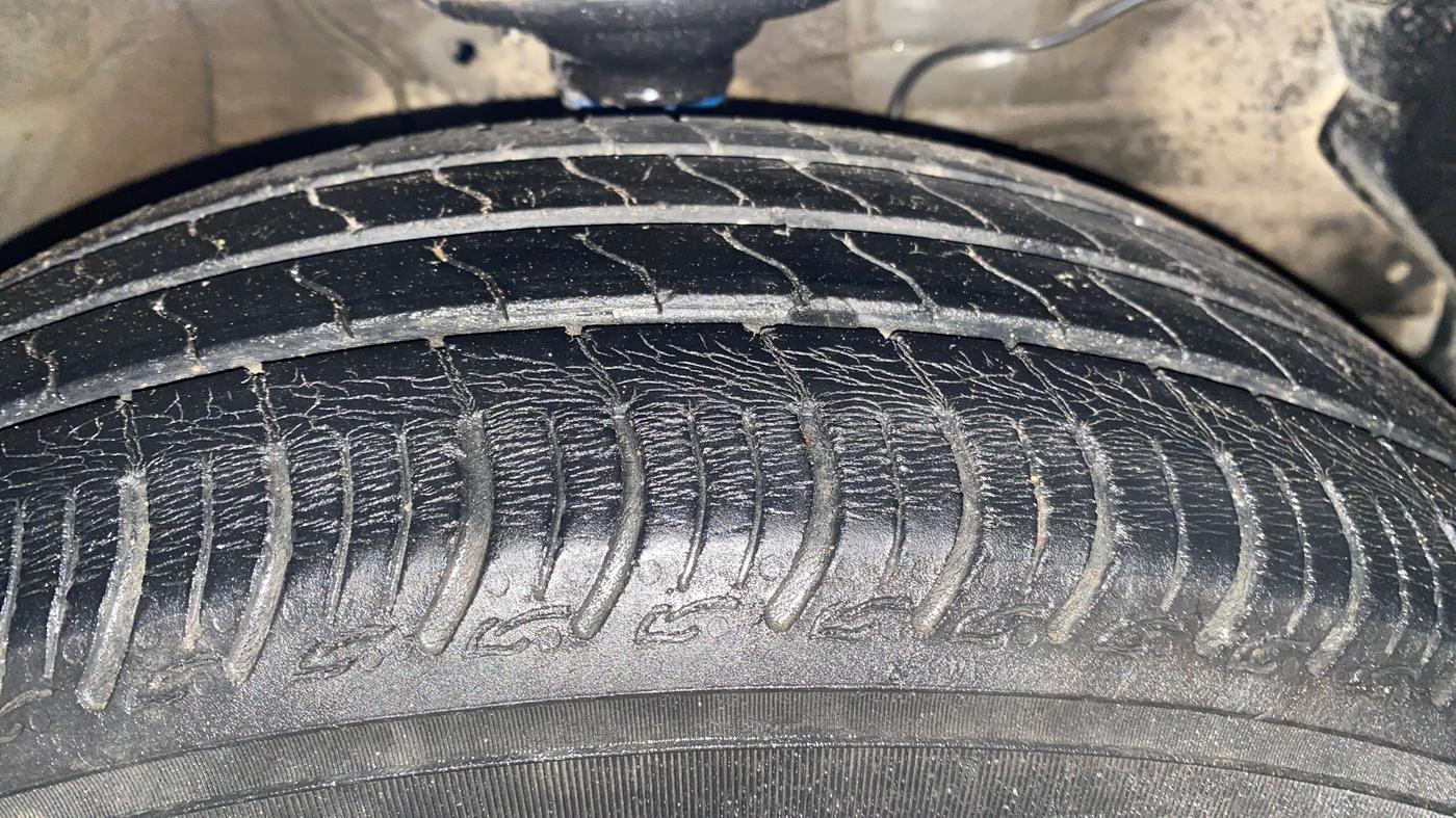 2022 Maruti S PRESSO VXI+, Petrol, Manual, 84,615 km, Right Front Tyre Tread