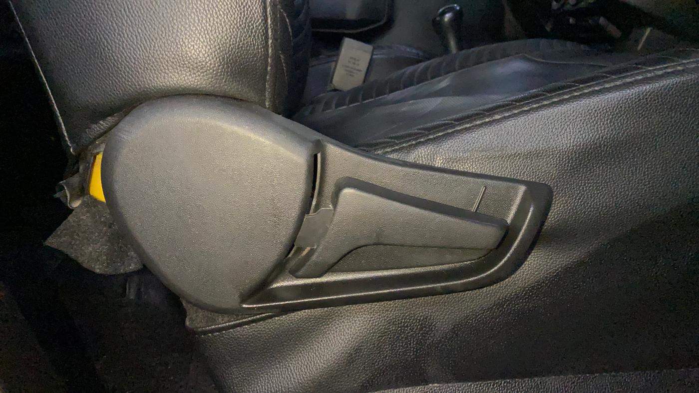 2022 Maruti S PRESSO VXI+, Petrol, Manual, 84,615 km, Driver Side Adjustment Panel