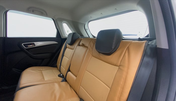 2022 Toyota URBAN CRUISER PREMIUM MT, Petrol, Manual, 2,947 km, Right Side Rear Door Cabin