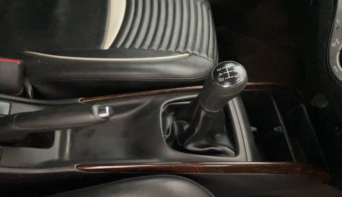 2019 Maruti Baleno ALPHA PETROL 1.2, Petrol, Manual, 81,093 km, Gear Lever