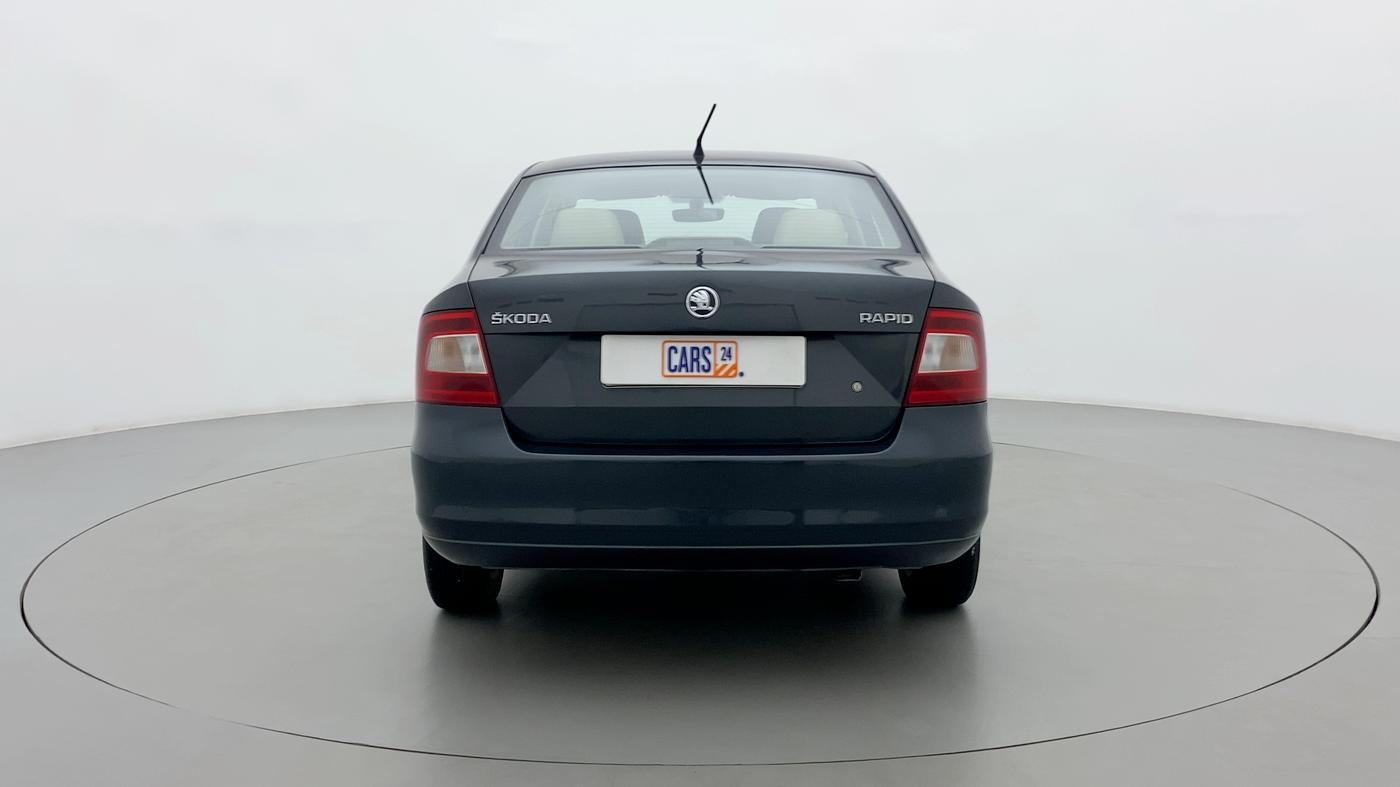 2016 Skoda Rapid 1.6 MPI MT STYLE PLUS, Petrol, Manual, 62,088 km, Back/Rear