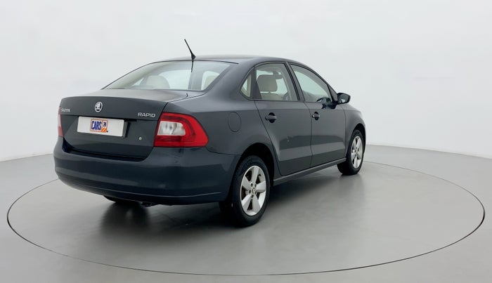 2016 Skoda Rapid 1.6 MPI MT STYLE PLUS, Petrol, Manual, 62,088 km, Right Back Diagonal