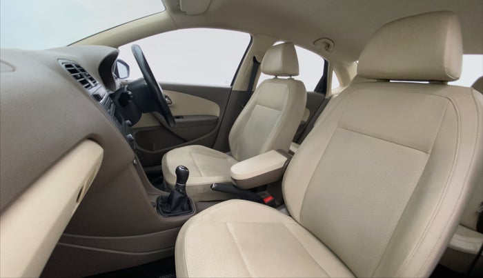2016 Skoda Rapid 1.6 MPI MT STYLE PLUS, Petrol, Manual, 62,088 km, Right Side Front Door Cabin