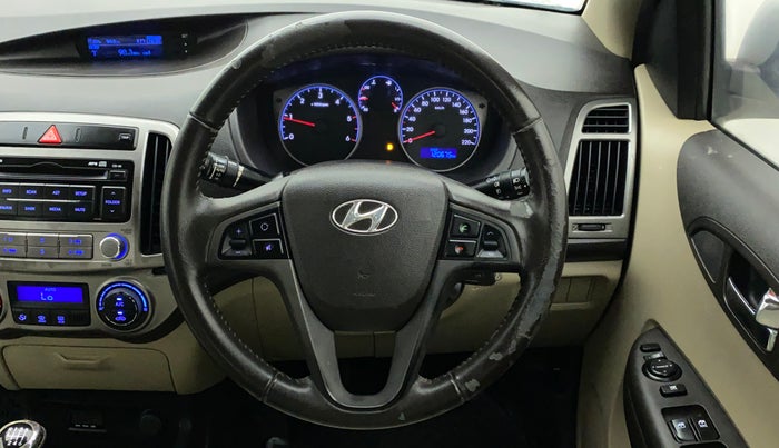 2013 Hyundai i20 SPORTZ 1.4 CRDI, Diesel, Manual, 1,20,675 km, Steering Wheel Close Up