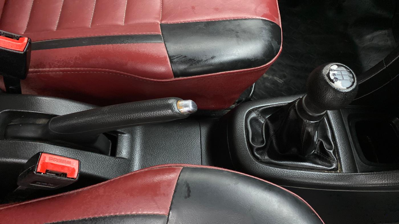 2016 Maruti Swift VDI ABS, Diesel, Manual, 83,675 km, Gear Lever