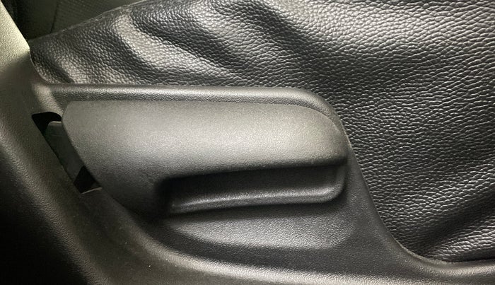 2014 Maruti Swift VXI, Petrol, Manual, 55,241 km, Driver Side Adjustment Panel