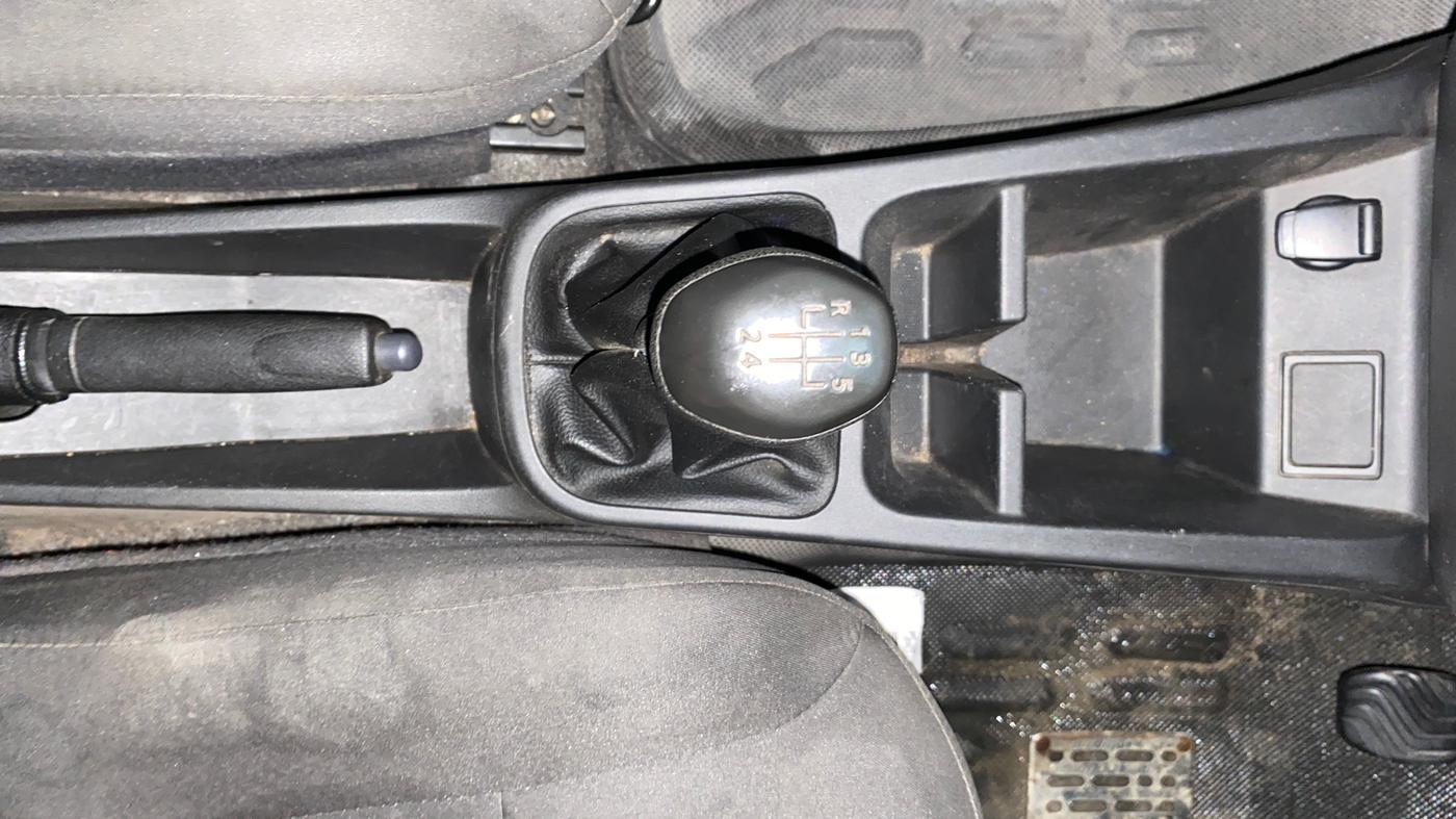 2021 Renault Kwid RXL, Petrol, Manual, 42,742 km, Gear Lever