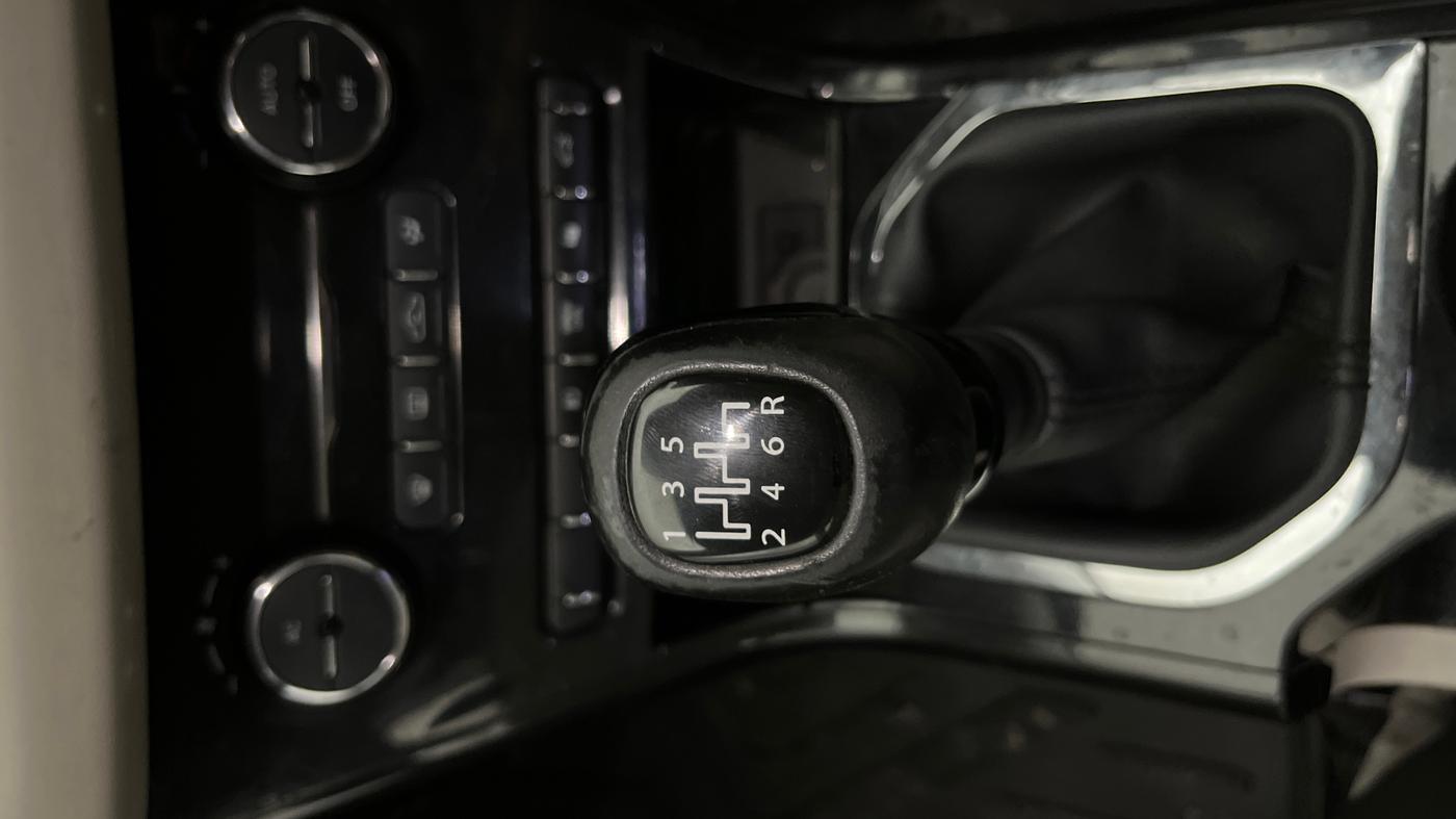 2021 Tata NEXON XZ PLUS PETROL SUNROOF, Petrol, Manual, 88,206 km, Gear Lever
