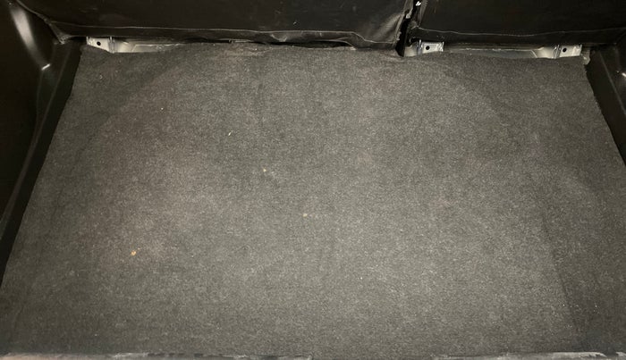 2020 Maruti Swift ZXI, Petrol, Manual, 66,031 km, Boot Inside