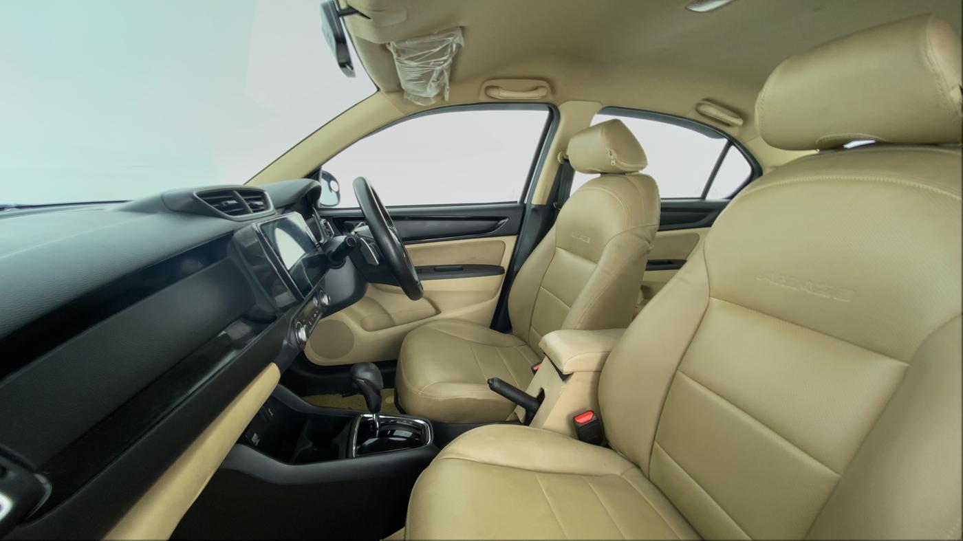 2020 Honda Amaze 1.2 V CVT I VTEC, Petrol, Automatic, 28,269 km, Right Side Front Door Cabin