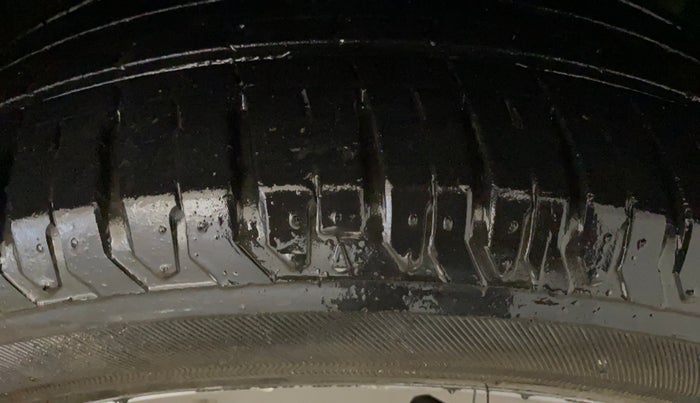 2020 Hyundai Verna SX 1.5 VTVT IVT, Petrol, Automatic, 36,367 km, Right Front Tyre Tread