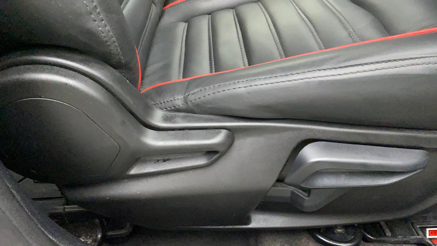 2022 Tata Tiago XZ PLUS CNG, CNG, Manual, 36,348 km, Driver Side Adjustment Panel