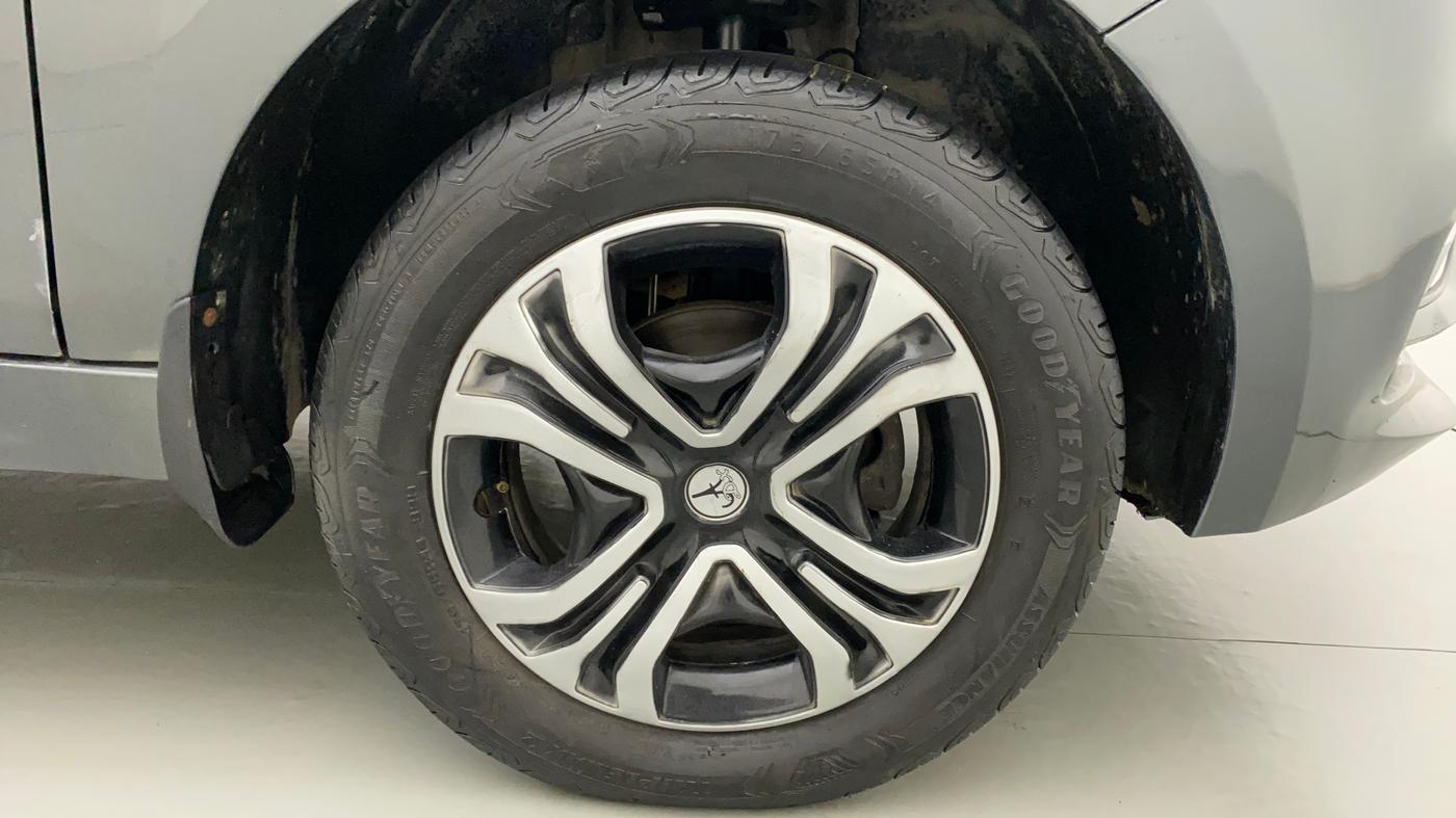 2022 Tata Tiago XZ PLUS CNG, CNG, Manual, 36,348 km, Right Front Wheel