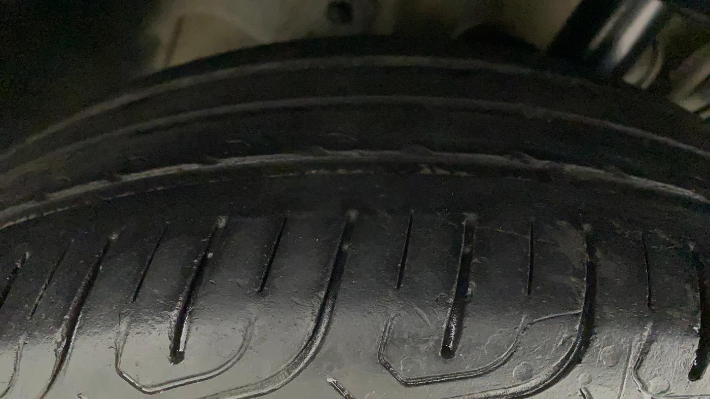 2022 Tata Tiago XZ PLUS CNG, CNG, Manual, 36,348 km, Right Front Tyre Tread