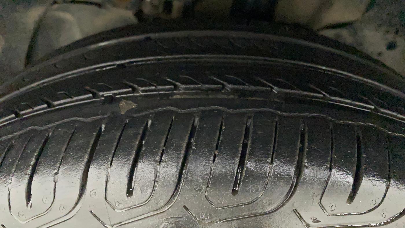 2022 Tata Tiago XZ PLUS CNG, CNG, Manual, 36,348 km, Left Front Tyre Tread