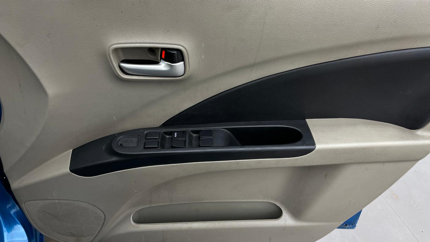 2016 Maruti Celerio VXI AMT, Petrol, Automatic, 54,376 km, Driver Side Door Panels Control