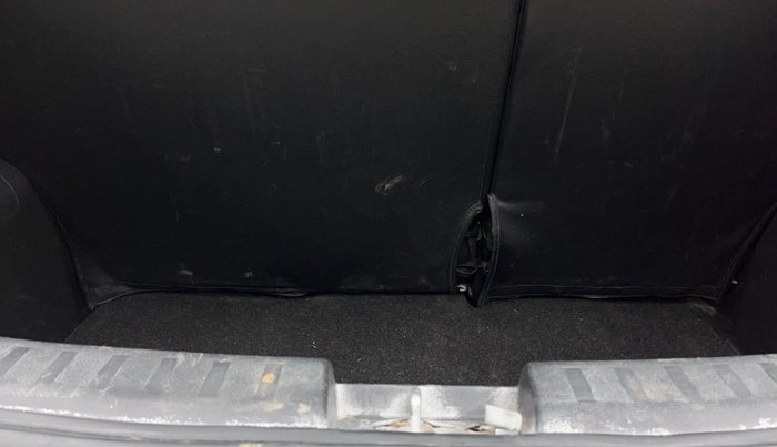 2017 Maruti Swift LXI (O), Petrol, Manual, 64,841 km, Boot Inside